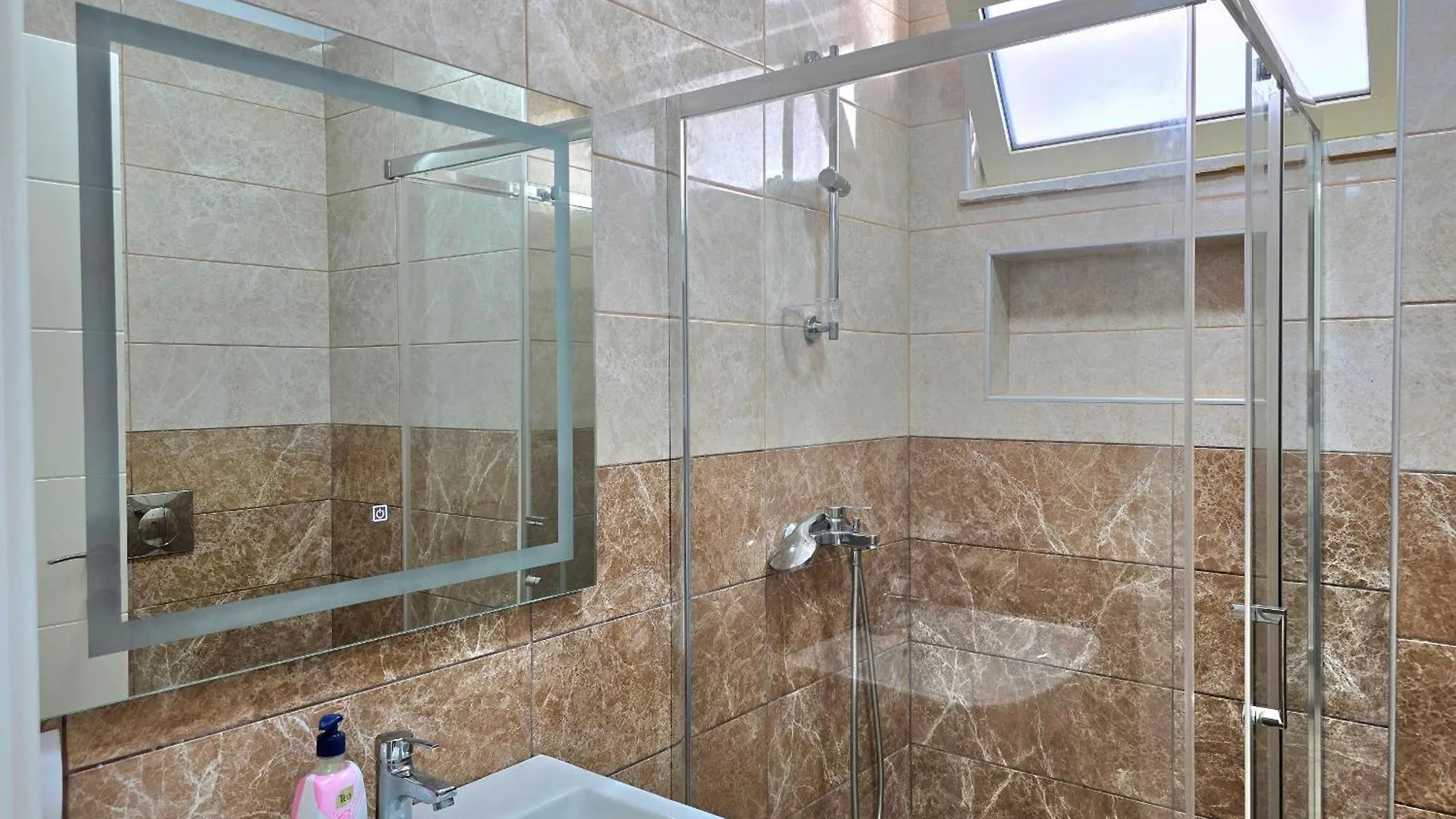 Sunny Beach Penthouse 271 Plazhi San Pietro 0*,  Albania
